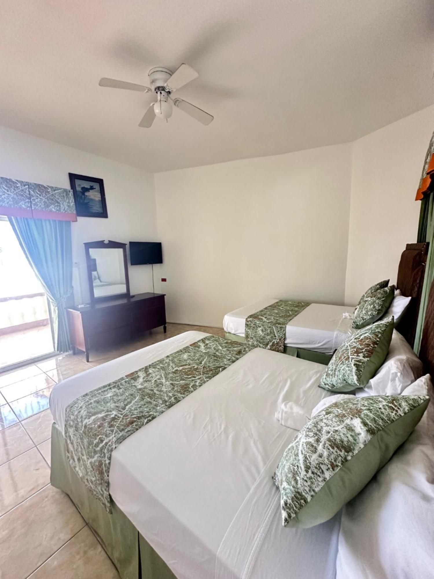 מונטגו ביי Ocean Sight Villa מראה חיצוני תמונה